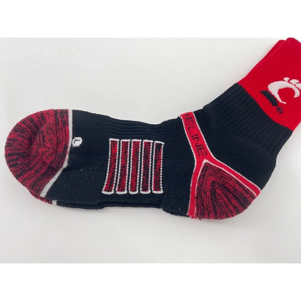 Cincinnati Bearcats Socks Large Red Excellent NCAA Athletic Crew